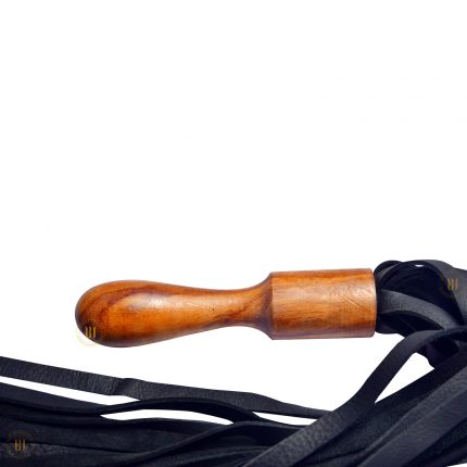 Wood Handle leather Flogger